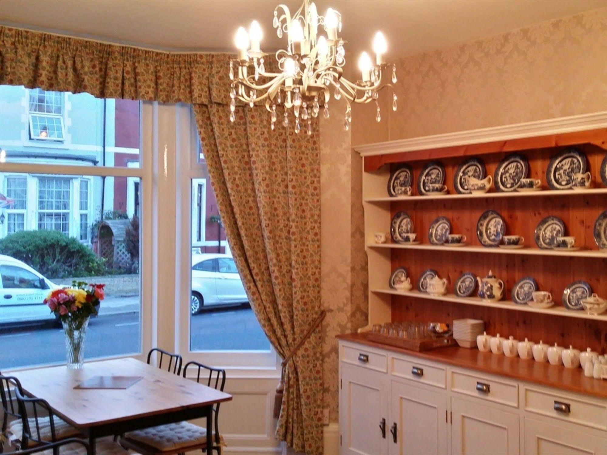 Eden House Bed & Breakfast Blackpool Dış mekan fotoğraf